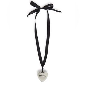 DOLLS KILL HEART TO HEART NECKLACE ✨ UNRELEASED ✨